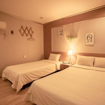 Jeju Stay Hotel Buitenkant foto