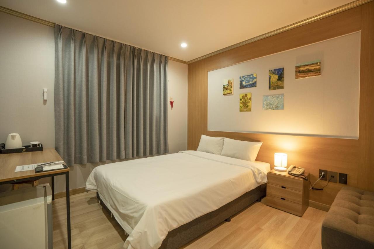Jeju Stay Hotel Buitenkant foto