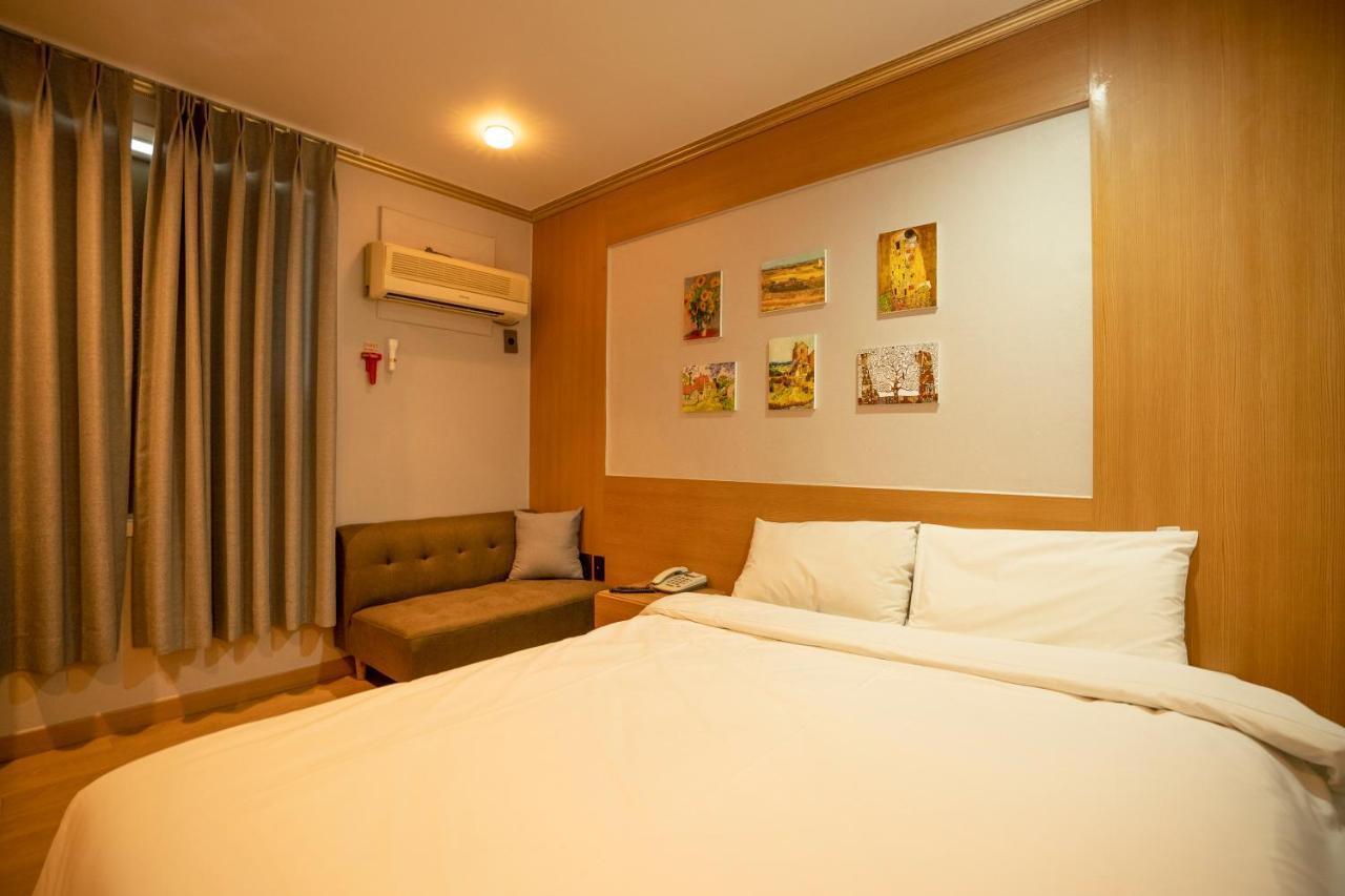 Jeju Stay Hotel Buitenkant foto