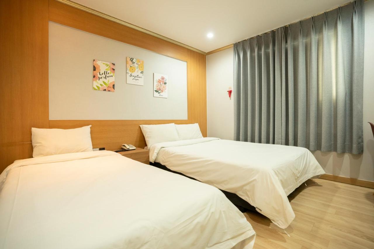 Jeju Stay Hotel Buitenkant foto