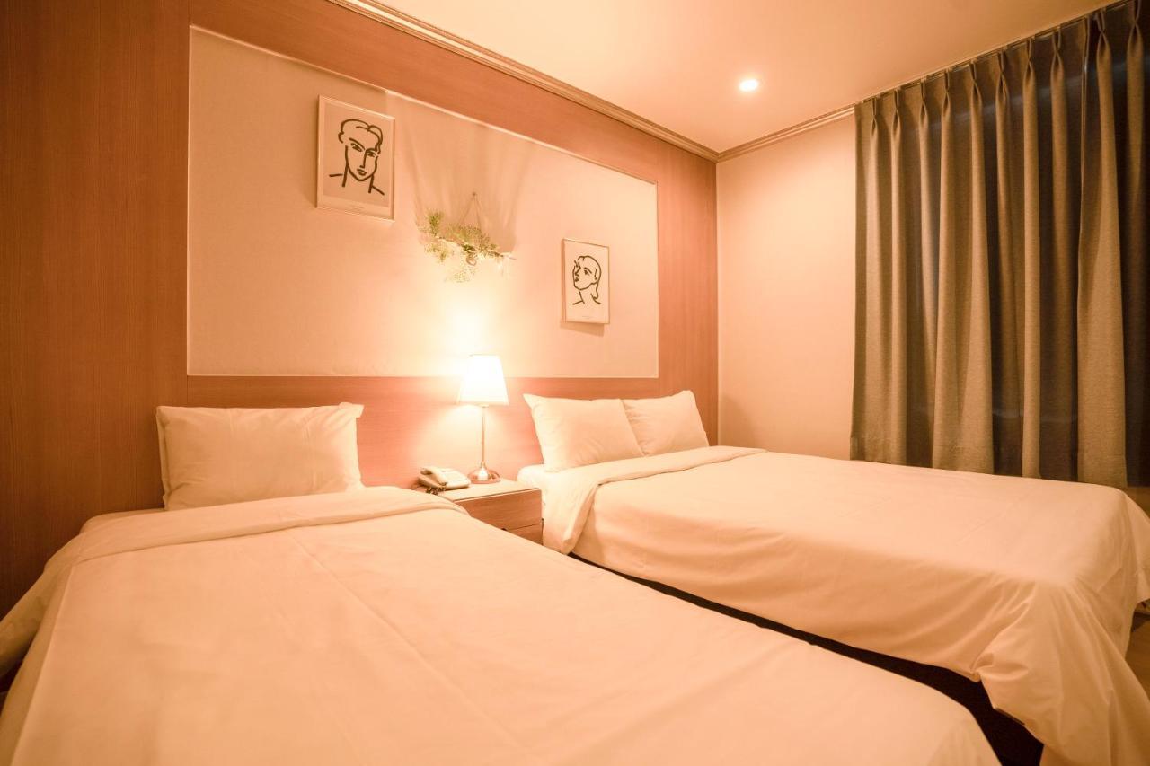 Jeju Stay Hotel Buitenkant foto