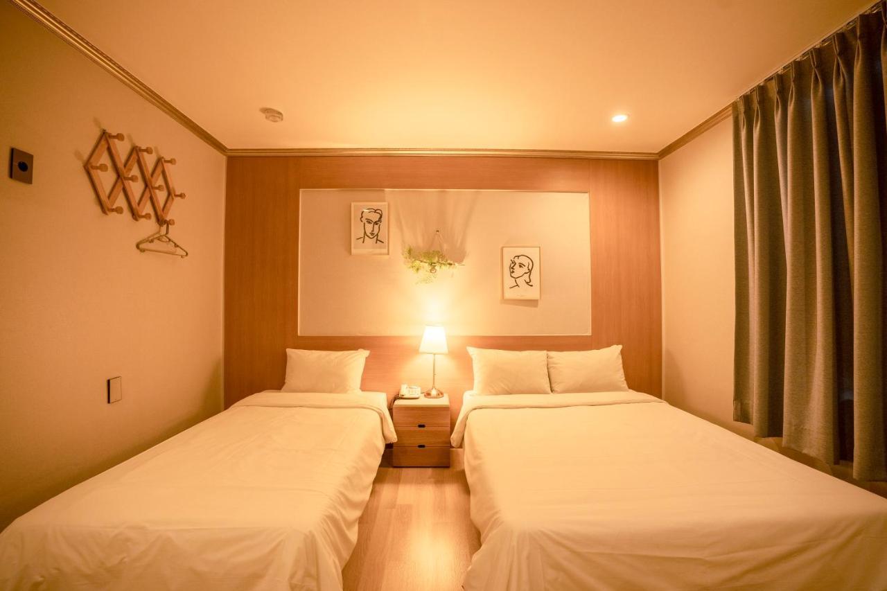 Jeju Stay Hotel Buitenkant foto