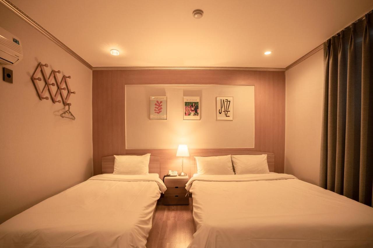 Jeju Stay Hotel Buitenkant foto