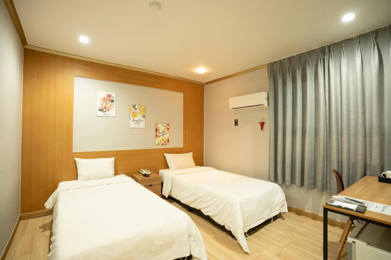 Jeju Stay Hotel Buitenkant foto