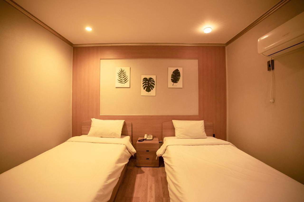 Jeju Stay Hotel Buitenkant foto
