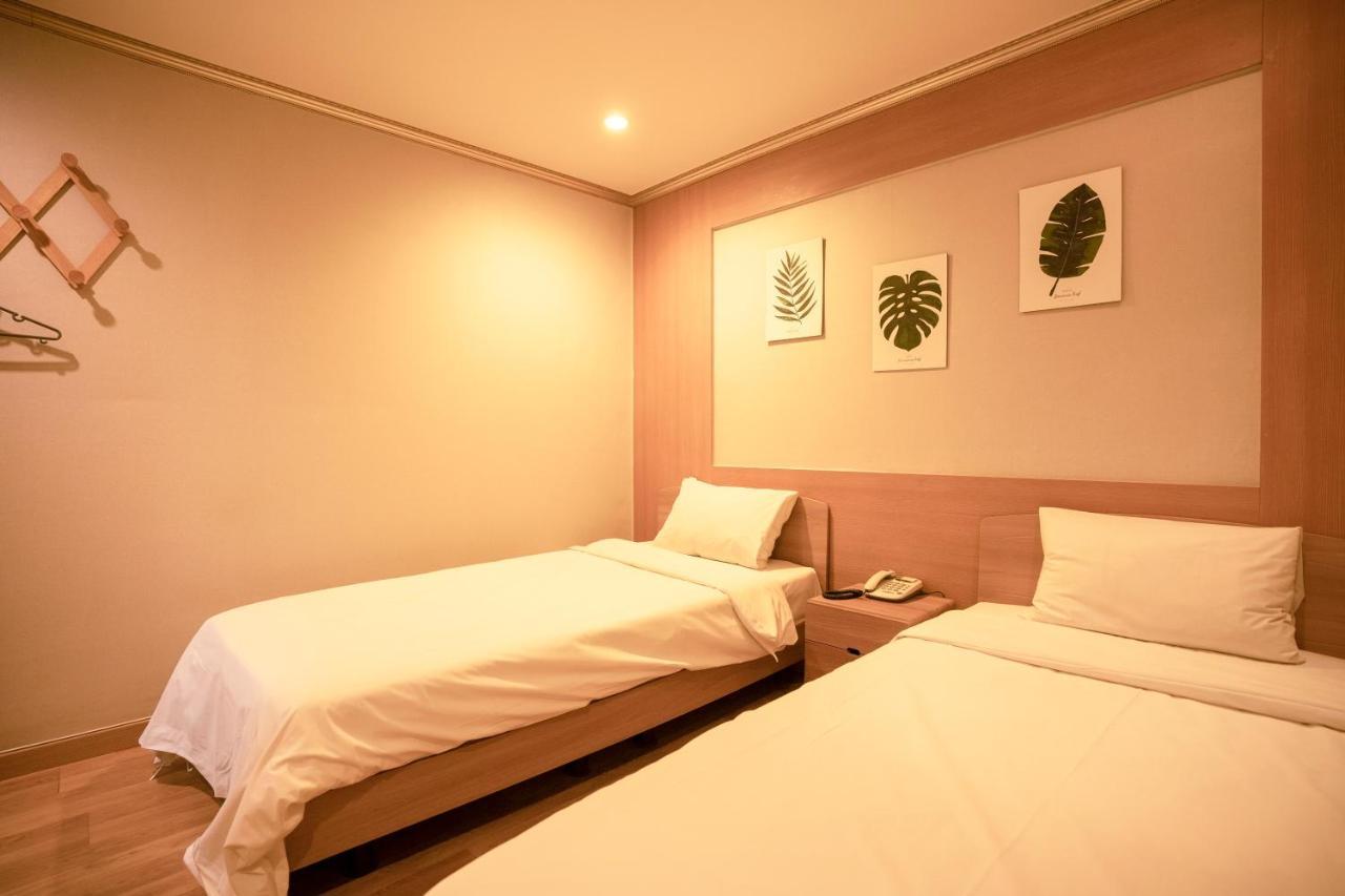 Jeju Stay Hotel Buitenkant foto