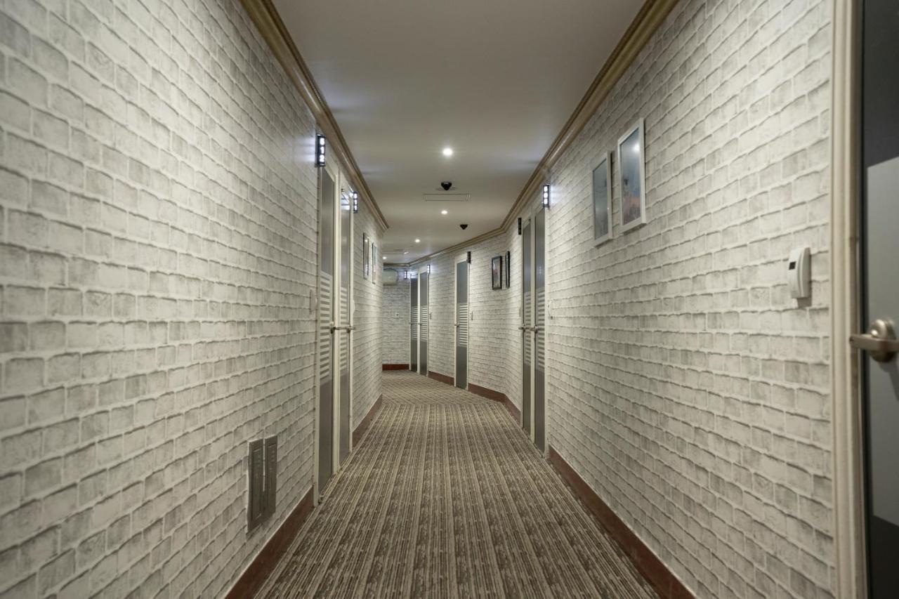 Jeju Stay Hotel Buitenkant foto